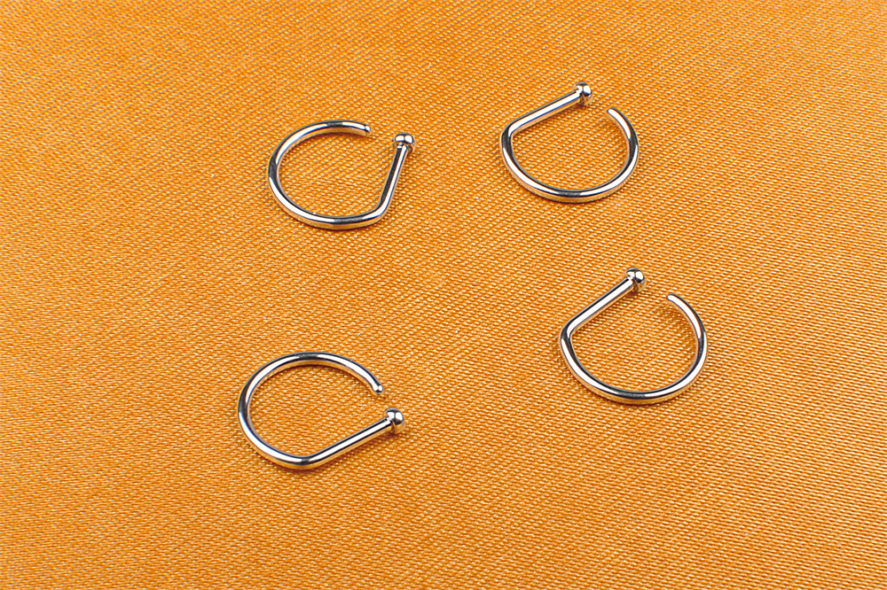 Piercing Nostril D-ring TITÂNIO | Jóias, Piercing, Cotonete
